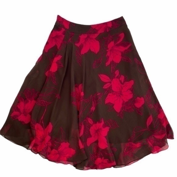 Petite Sophisticate Floral Skirt - Picture 8 of 8